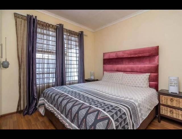 3 BEDROOM PROPERTY TO RENT IN FLEURHOF